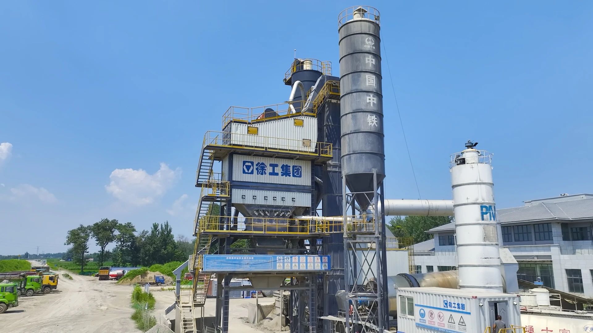 5000型！助力河南高速建設(shè)！