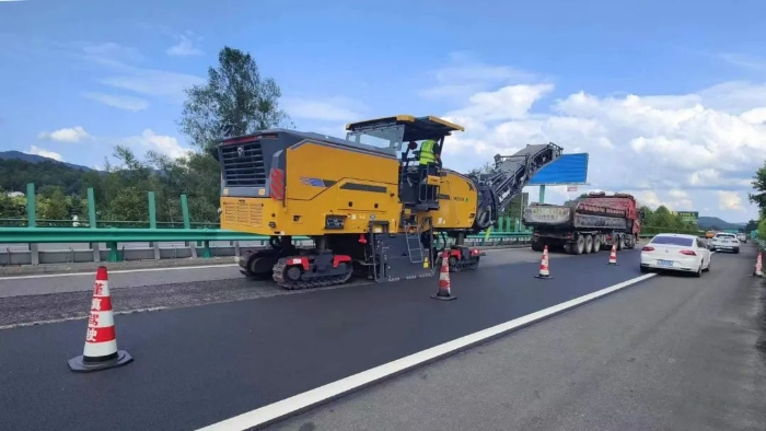 精彩綻放！徐工兩米銑刨機全國高速踔厲風發(fā)