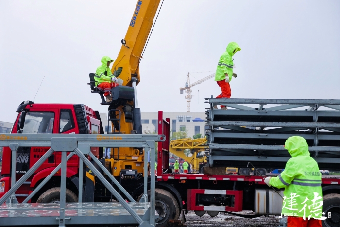 20分鐘一座應(yīng)急橋！徐工參與2024年省級(jí)公路與運(yùn)輸突發(fā)事件應(yīng)急演練