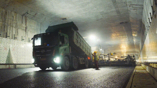 開車穿越海底！徐工又干了個大灣區(qū)超級工程！