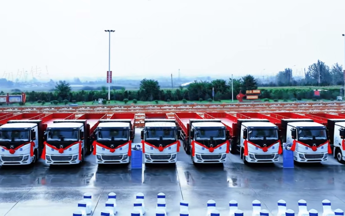 百臺交付，千臺簽約！200臺徐工新能源純電動重卡奔赴河南