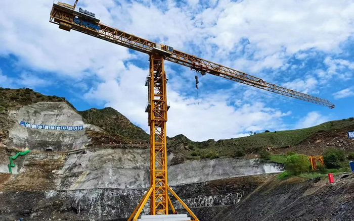 建個(gè)超大“充電寶”，徐工“鋼鐵巨人”正式上崗！