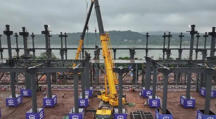 這把高端局！徐工G2起重機助力成渝鐵路改造！