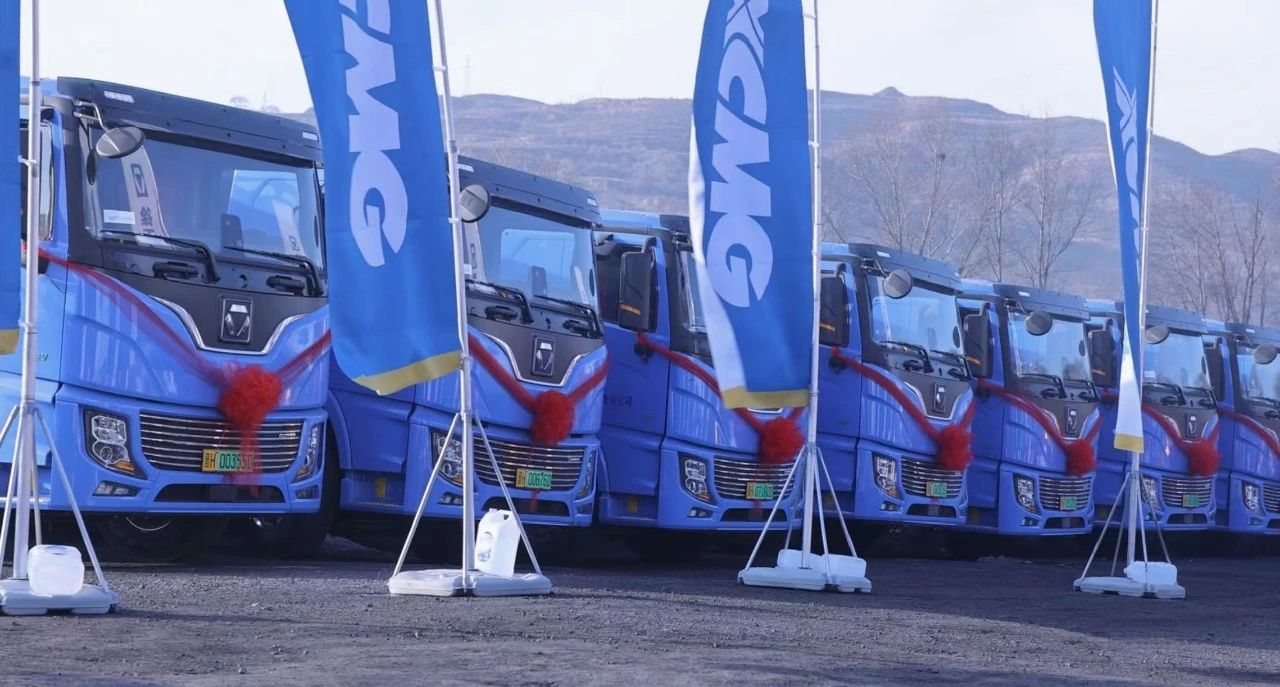 首季“開門紅”！百臺徐工新能源換電重卡交付山西