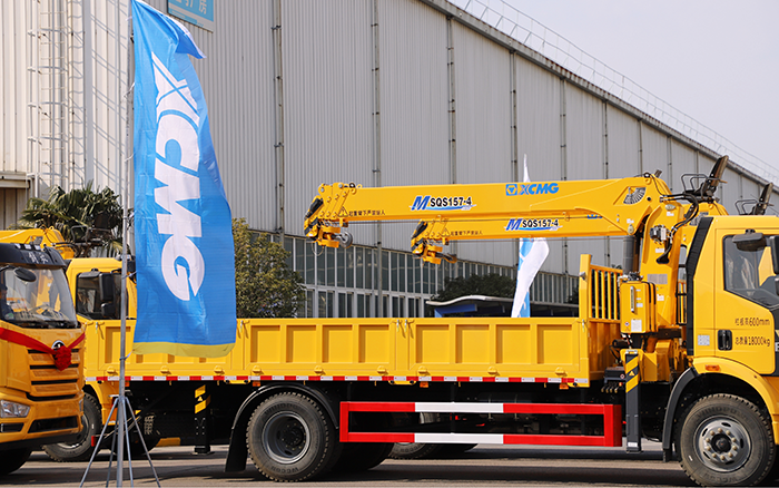 助力城市建設(shè)新征程！徐工隨車起重機(jī)M SQS157-4批量發(fā)車 