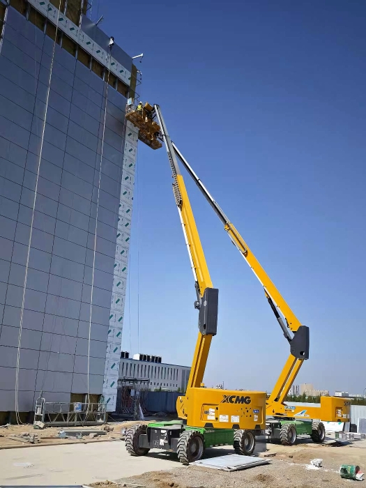 智慧物流中心外立面零碳施工，徐工XGS28ACK-Li成綠色施工密鑰