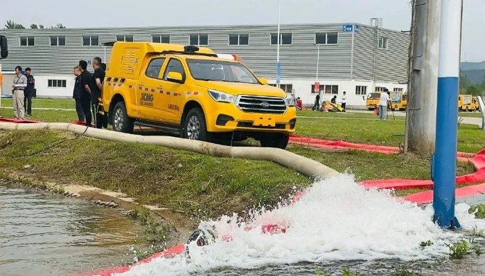 聚焦“大安全大應(yīng)急”，徐工參加防汛搶險(xiǎn)實(shí)戰(zhàn)演練