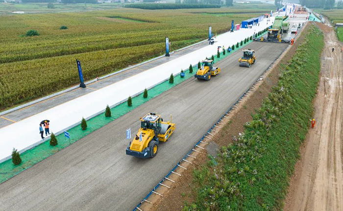 全場景智慧賦能，徐工水穩(wěn)層施工更便捷、更精準！