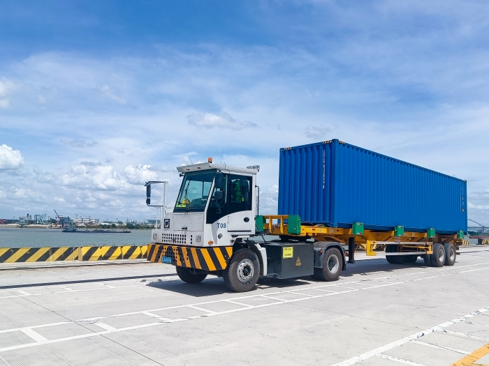 廣州港甄選！去看港口“特種兵”徐工純電牽引車