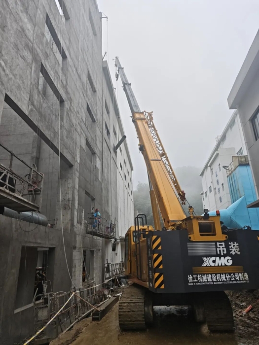 5米窄縫顯神威！請(qǐng)看XGTC30L5助力破解“灰塵圍城”！