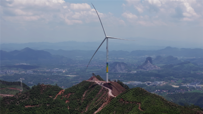 直面復雜工況，風電吊裝豈可一招通用？徐工以全場景定制化方案，交出精準答卷